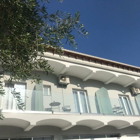 Terpsichore Boutique Appartments Dassia  Dış mekan fotoğraf